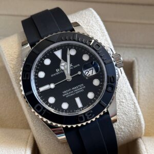 Rolex Yachtmaster 42 Luxury watch rubber strap