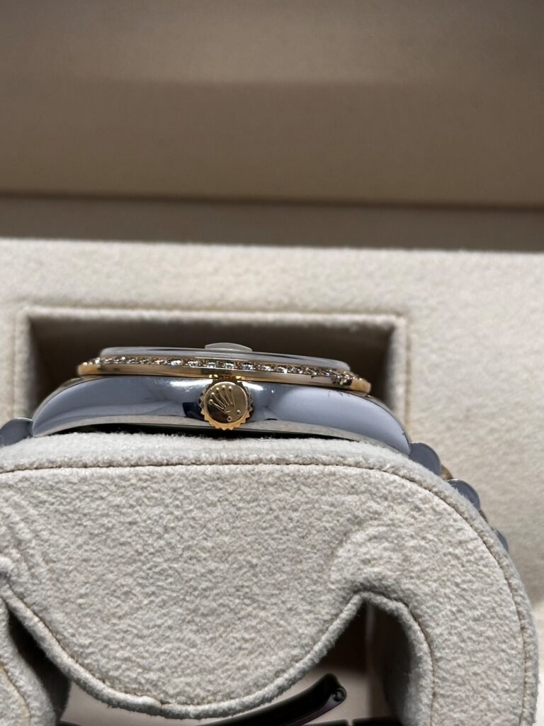 Crown of Rolex Datejust diamond dial
