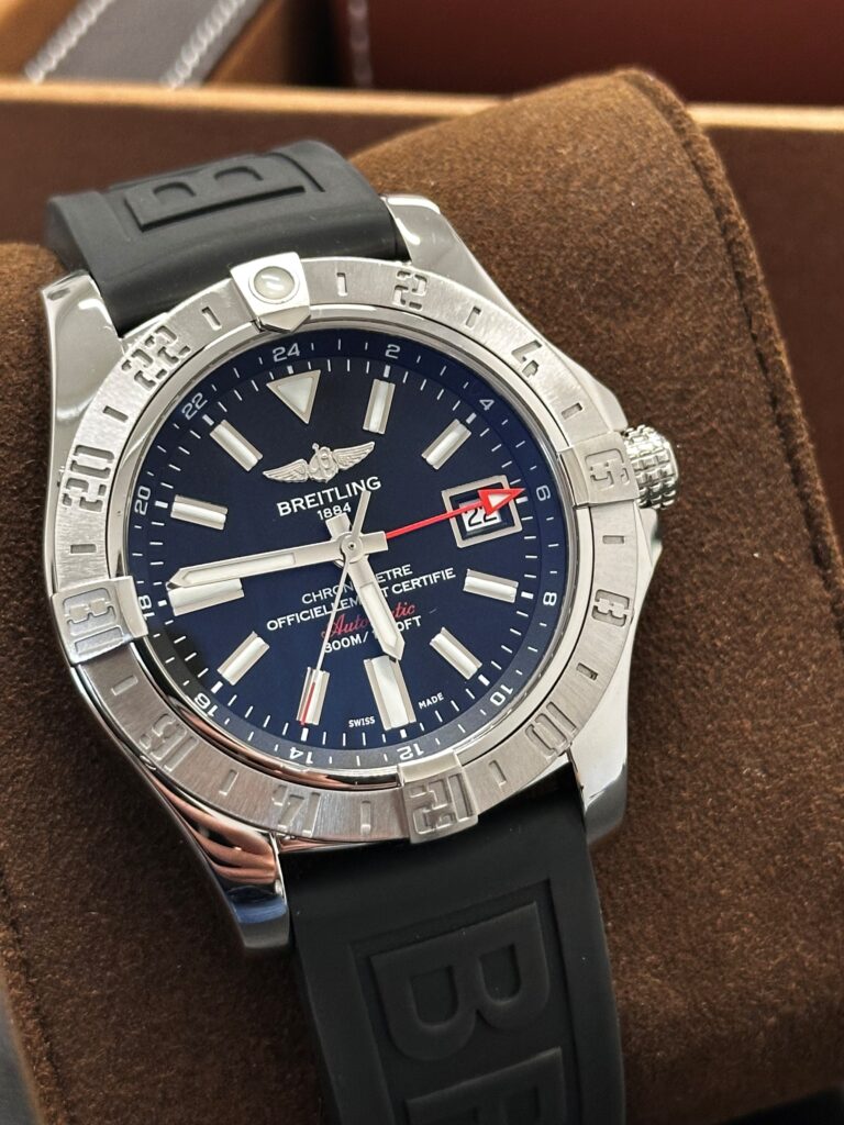 Breitling Avenger II