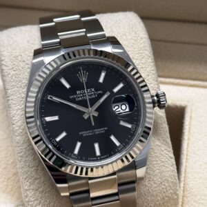 Rolex Datejust 41 Oyster Black Dial