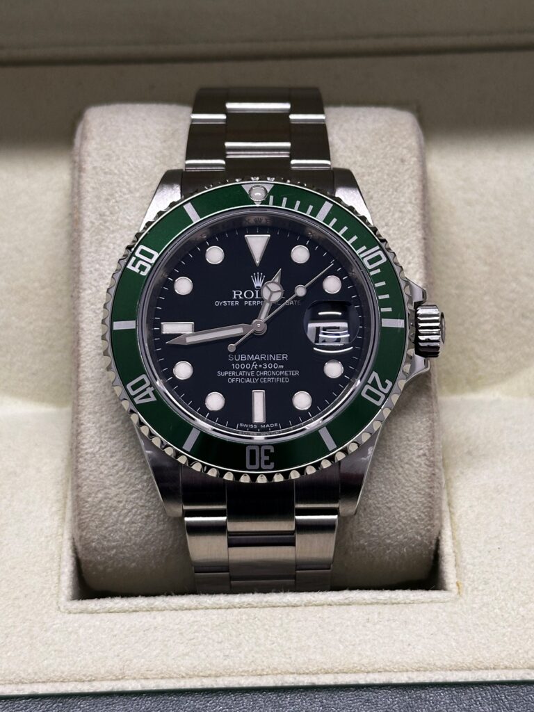 Front view of Rolex Submariner Green dial