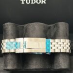Tudor M7939A1A0RU burgundy dial Black Bay 58 unworn stickered