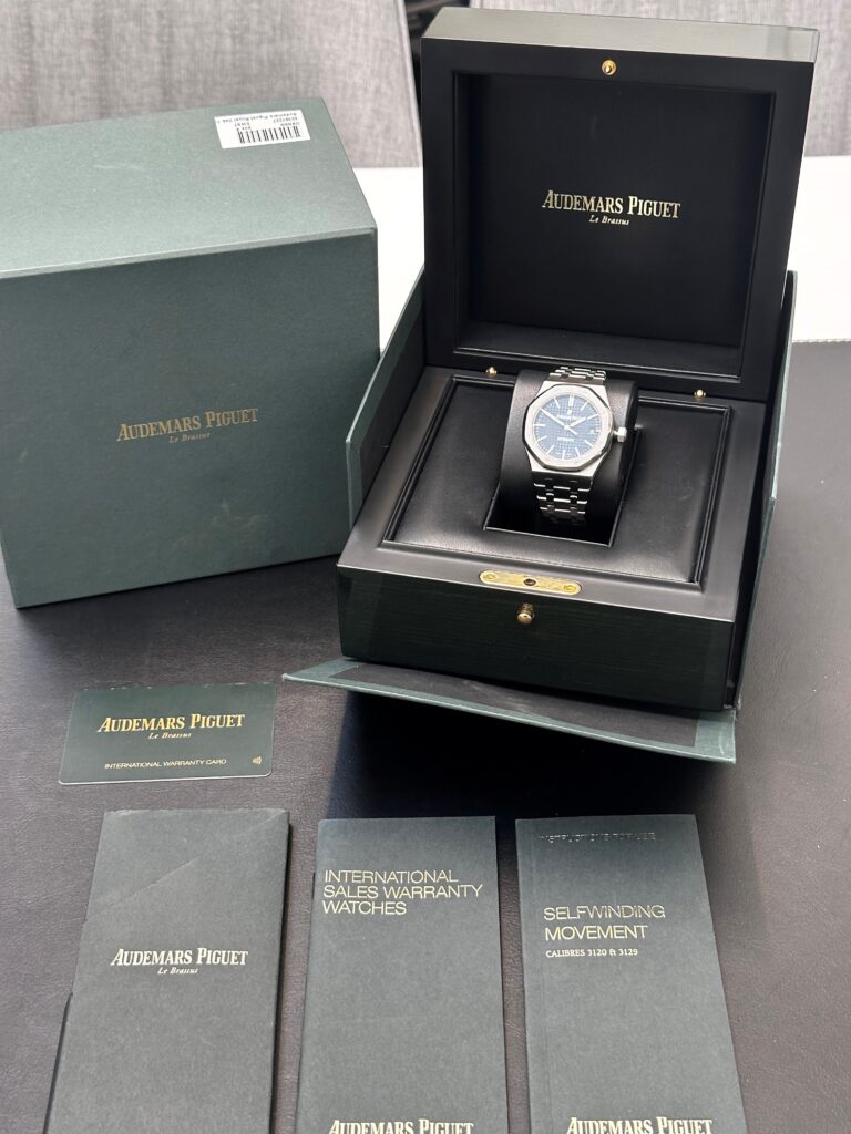 Audemars Piguet Royal Oak in box with papers
