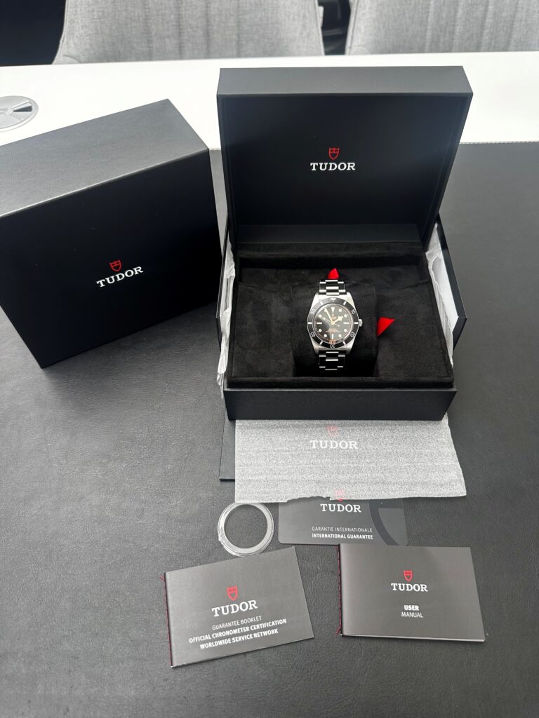 Tudor Black Bay 54 M79000N box and papers
