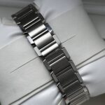 Cartier Tank Francaise Bracelet Detail