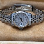 Rolex fluted bezel detail 69174