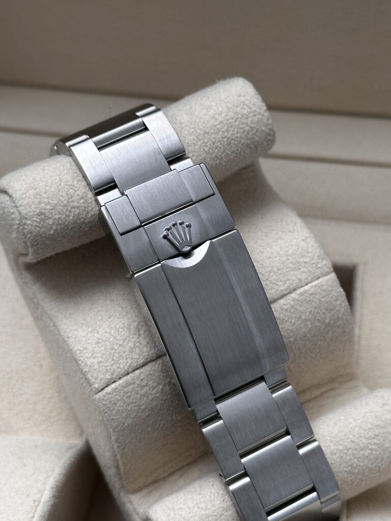 Rolex Explorer II Oyster bracelet detail