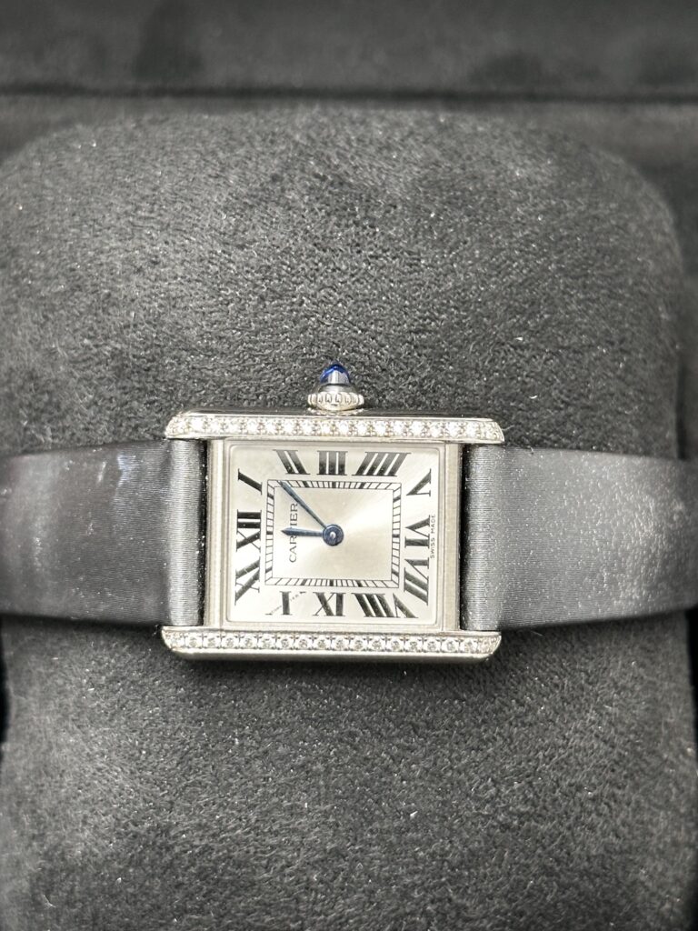 Cartier Tank Must Roman numeral dial