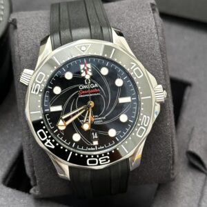 Omega James Bond Seamaster