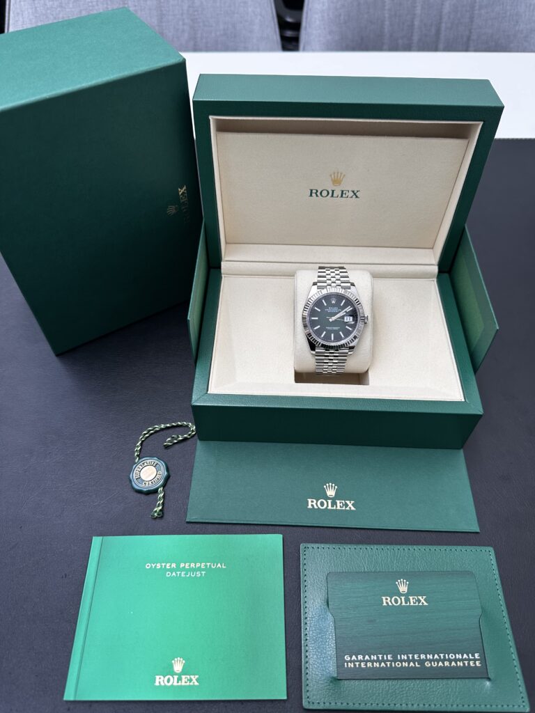 Rolex Datejust 41 126334 ombré green dial box and papers