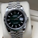 Rolex Datejust 41 126334 ombré green dial close up