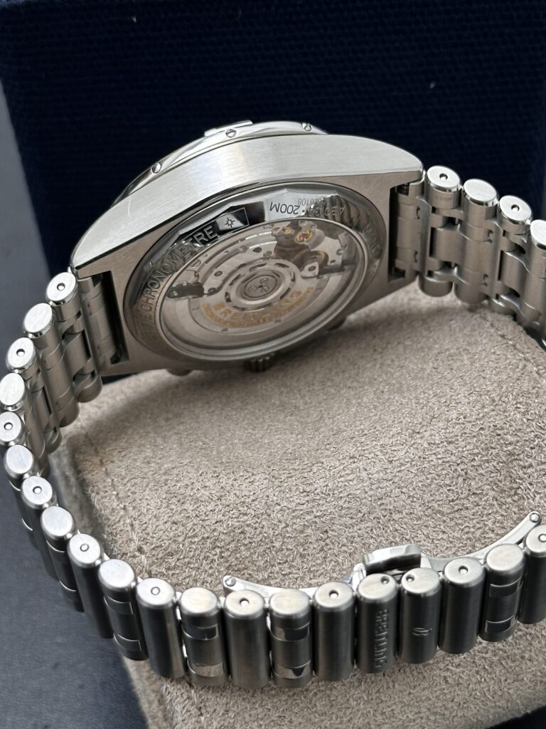 Breitling Chronomat B01 42 chronograph case back view
