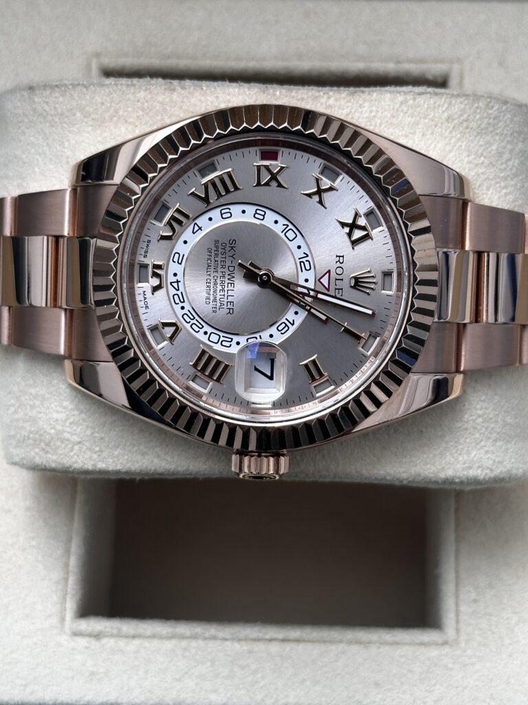 Rolex Sky-Dweller 326935 fluted Ring Command bezel